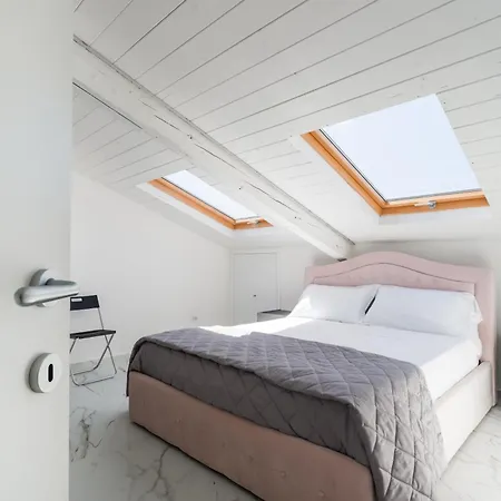 Attico Bella Aparthotel *