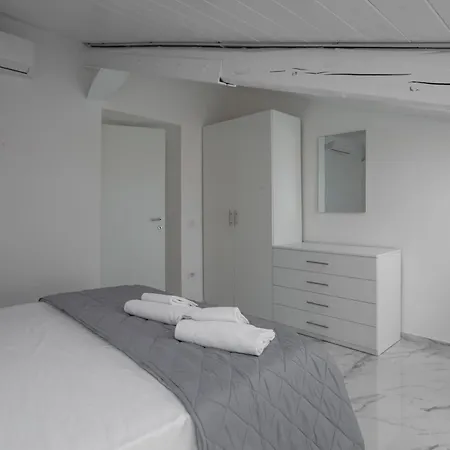 Lejlighedshotel Attico Bella 4*